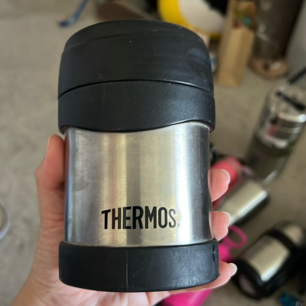 Thermos - like new